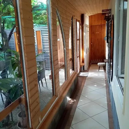 Apartment Csaladi Vendeghaz *