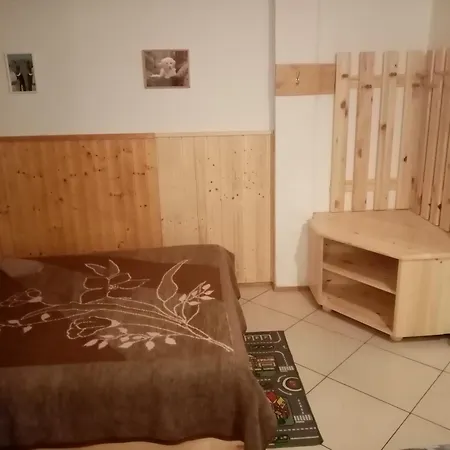 Csaladi Vendeghaz Eger